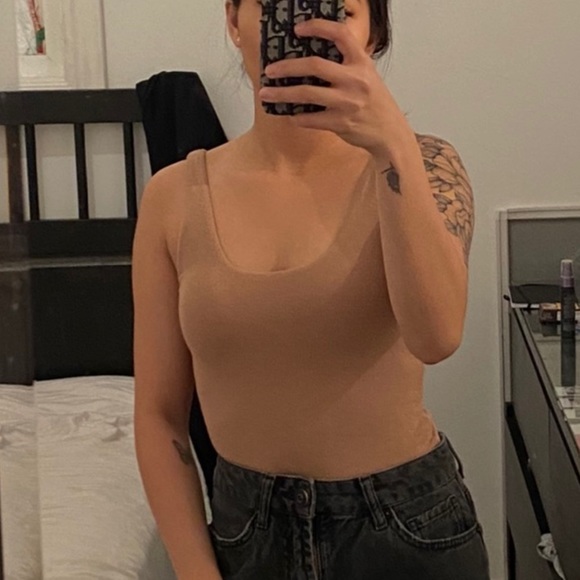 Aritzia bodysuit top - Picture 1 of 1